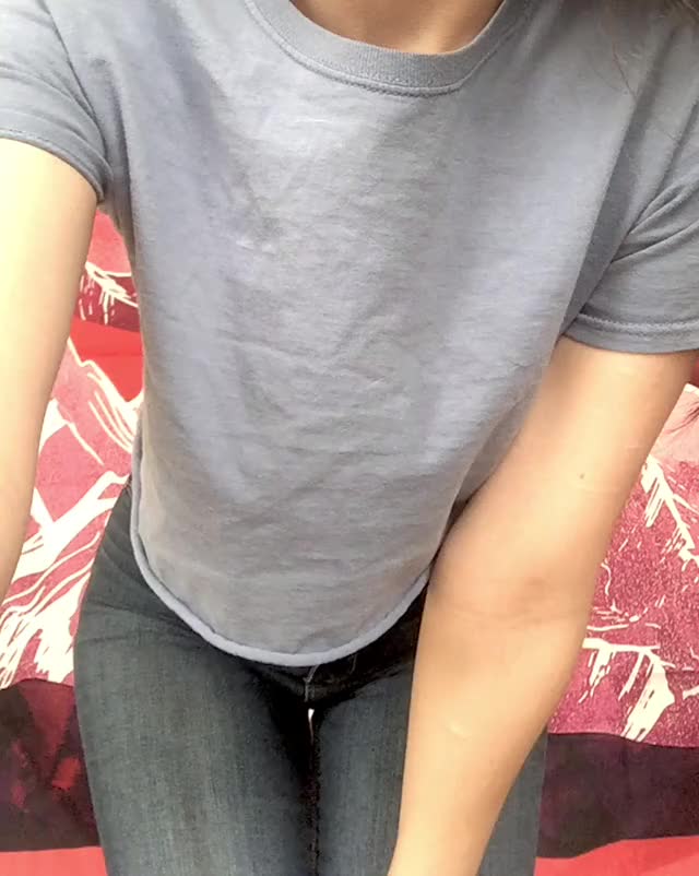 hi, im new here ? want to see me take off my jeans?
