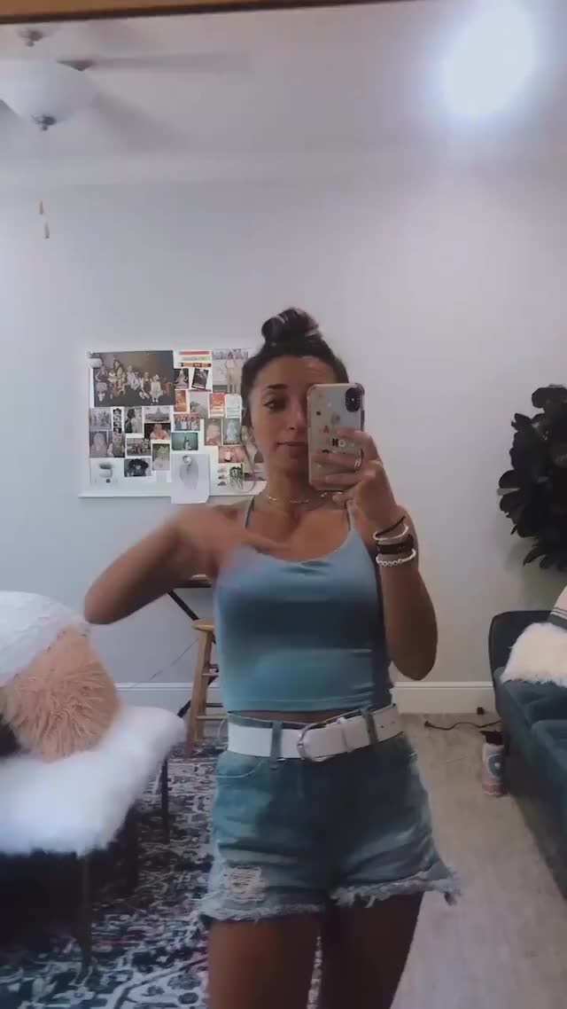 Blue tanktop