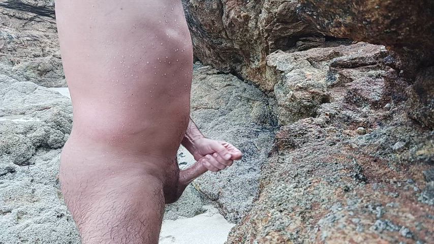 beach erection exhibitionist jerk off male masturbation masturbating oiled outdoor