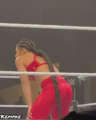 big ass ebony thick wrestling clip