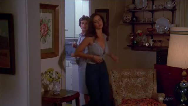 Lynda Carter- Bobbie Jo and the Outlaw (1976)