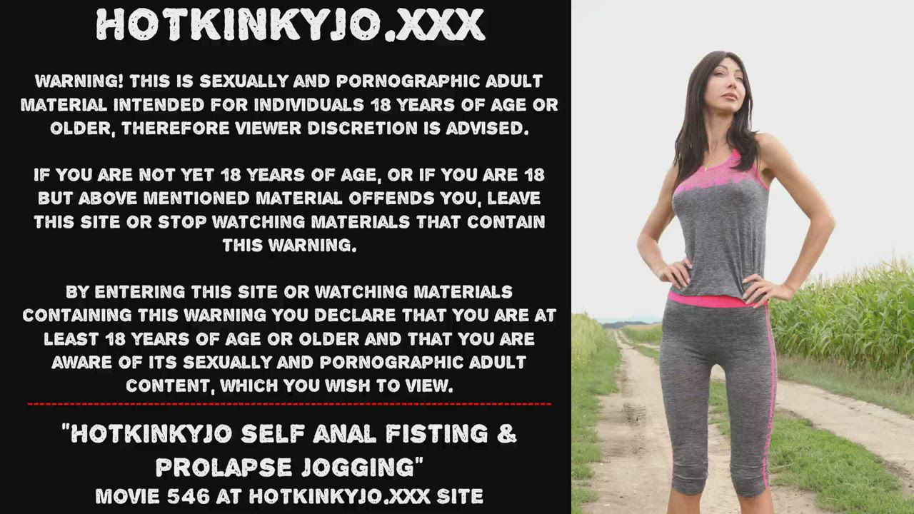 Hotkinkyjo self anal fisting &amp;amp; prolapse jogging