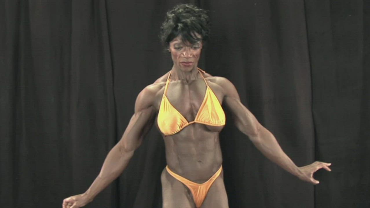 Bodybuilder Fake Tits Fitness Muscular Girl clip