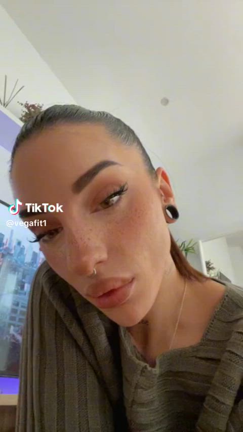 VegaSecretss - More tiktok flash vids on my TT likes (juanmomo45)