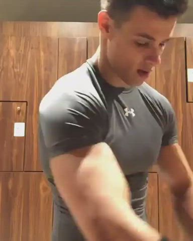 Top Muscle 💪 [Not OC]