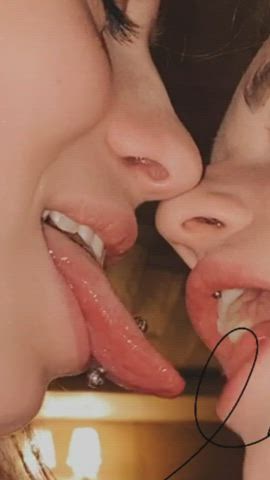 Kiss Lesbian OnlyFans clip