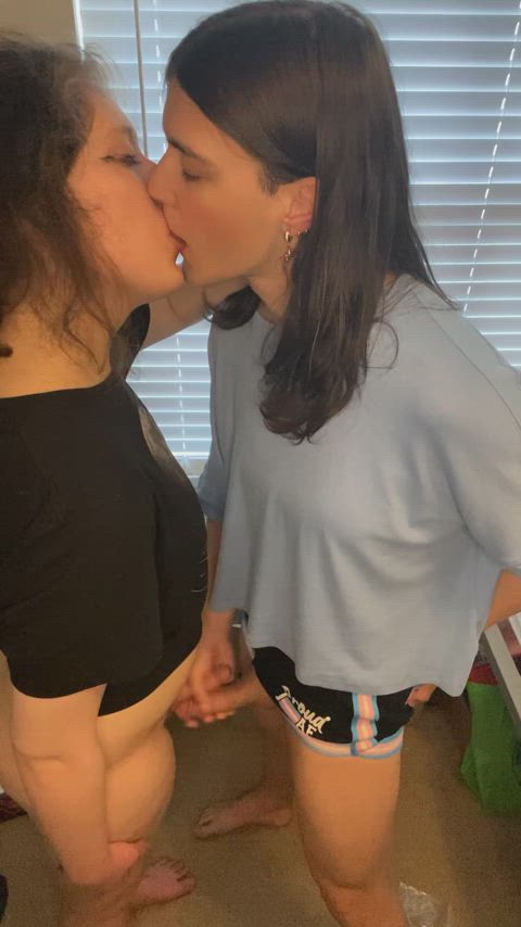 cock couple femboy femme frotting kiss kissing size difference trans trans woman