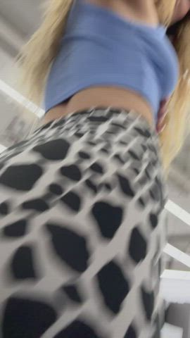 big ass big tits blonde public clip