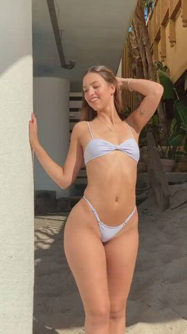 Mikaela Latina Girl [ Sexy bikini ]
