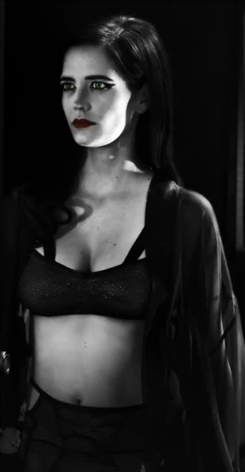 Eva Green GIF - 093