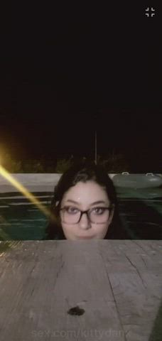 Big boobs in the pool