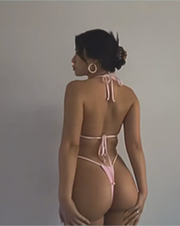 Big Ass Bikini clip