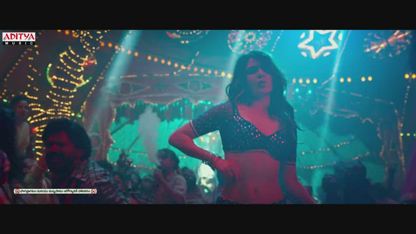 Bollywood Dancing Saree clip