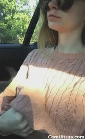 Amateur Big Tits Boobs Car Flashing Public Teen Tits clip
