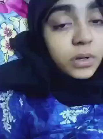 Hijab Muslim Nude clip
