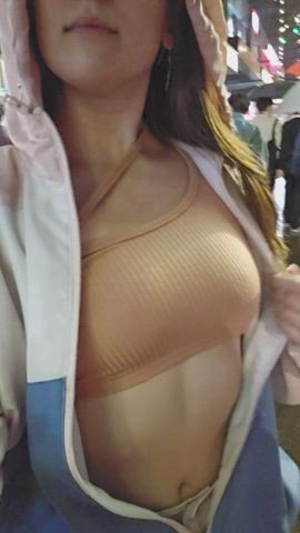 Flashing my tits to kill time while waiting in line for ramen [GIF]