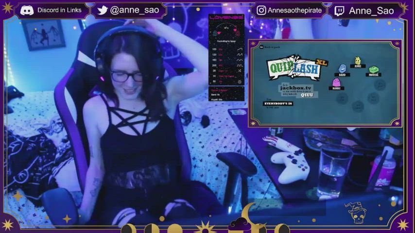 Cute teen with glasses flashing her tits during her gaming stream