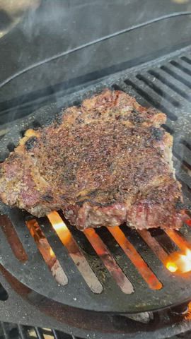 I got some good sizzle on this PEI rib-eye don’t you think?