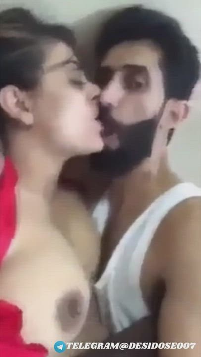 Rare/Unseen High Profile Gorgeous Pakistani Milf Enjoying With Her Security Guard