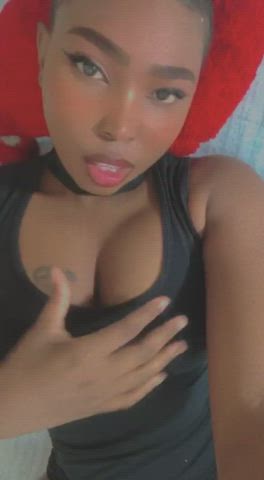 big tits camgirl colombian ebony latina lips natural tits nipples webcam clip