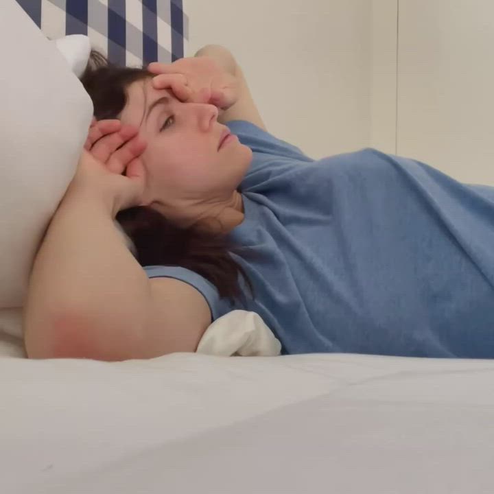 Alexandra Daddario's big tits in her new video
