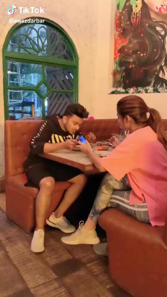 Pulled a #prank in ‘Sammy Sosa’ restaurant with #thedesitokers ? #PrankWars #Comedy
