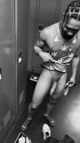Meet me in the locker room bro 🤤