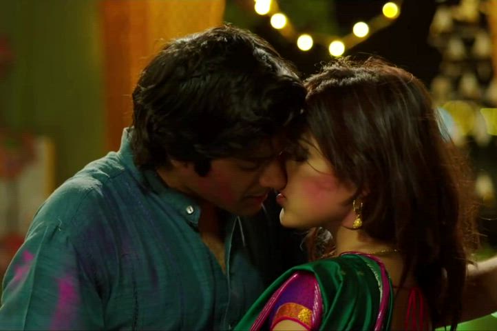 Rhea chakraborty kissing scene