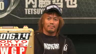 Naito accidentally knocks over Tanahashi's G1 briefcase