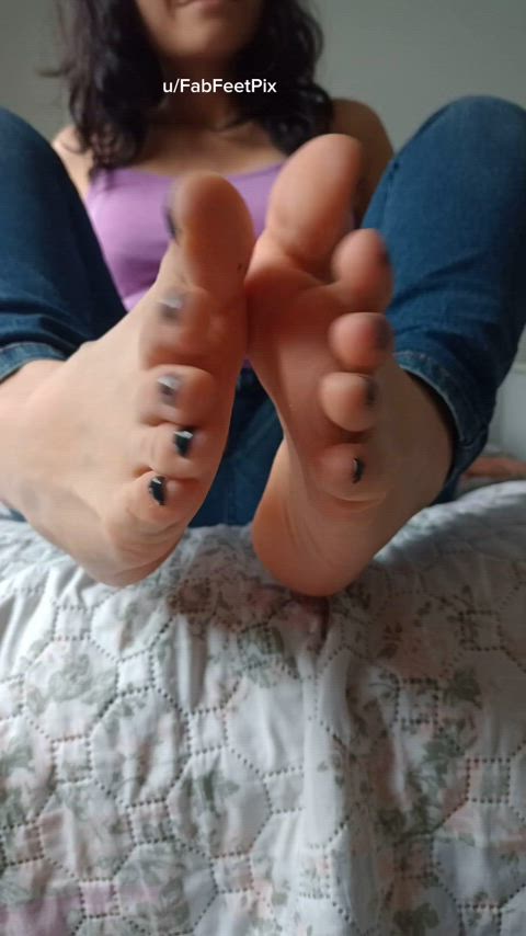 Grabby toes