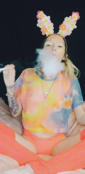 Blonde Bunny OnlyFans Smoking clip