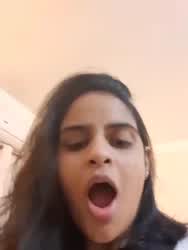 🔥😍 Cute desi gf gets naughty while having video call with her boyfriend [4