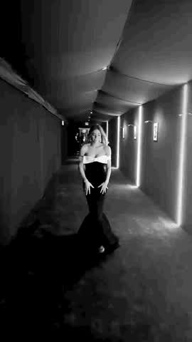 Celebrity Dress Hailee Steinfeld clip