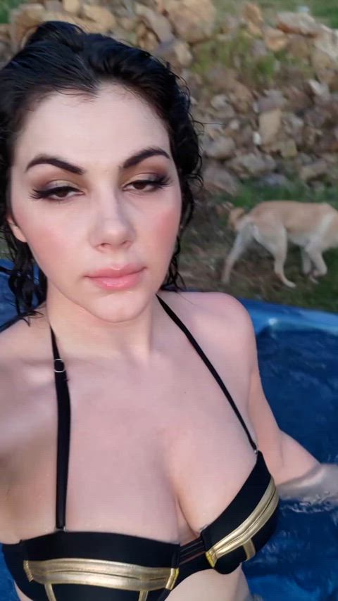 italian pool valentina nappi just-boobs clip