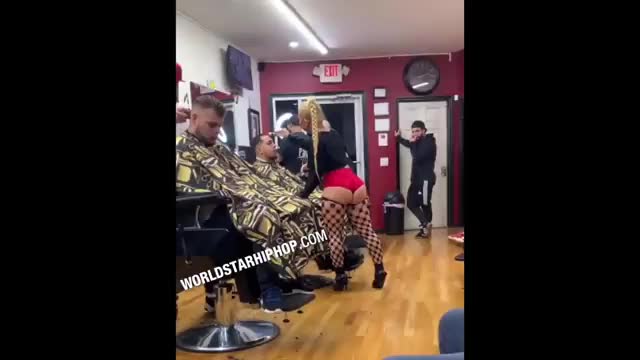 This Barber Gives A Full Service Haircut!