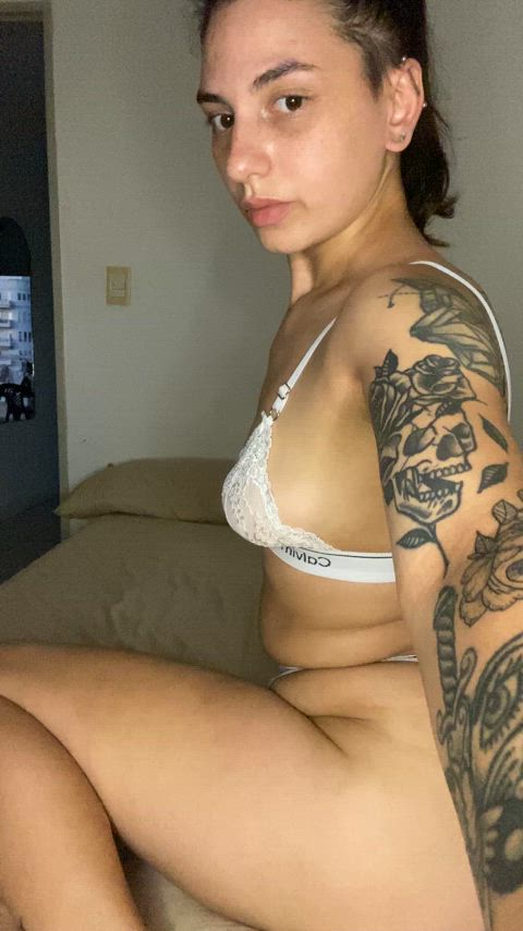 amateur ass brunette cute latina natural onlyfans solo tattoo amateur-girls thick-booty