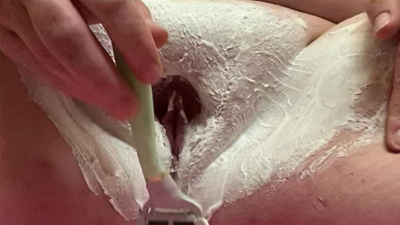 Pussy Shaved Pussy Shaving clip
