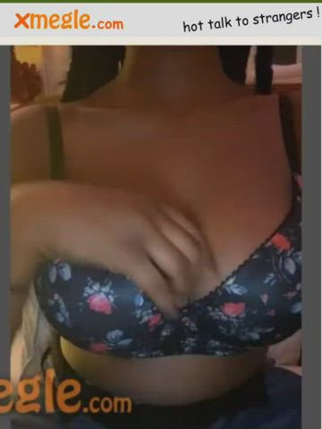 Flashing huge tits in fake omegle