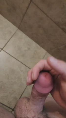 Who wants to share my Daddy’s cum with me?🤤
