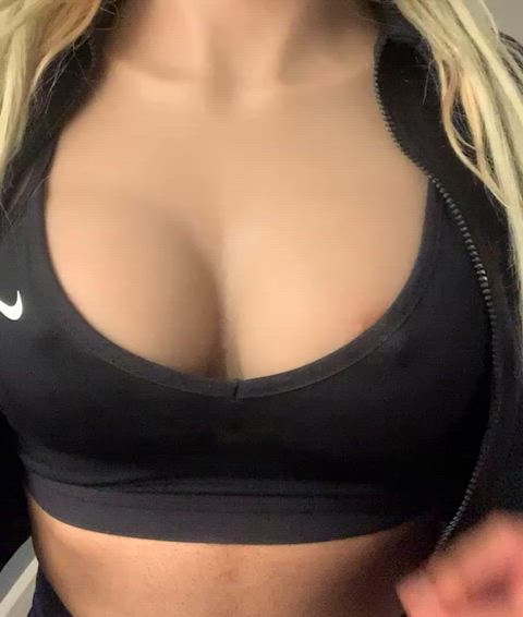 just a lil' close-up of the gym body