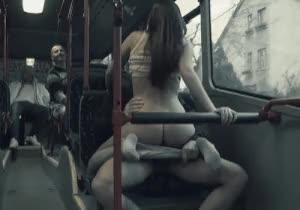 3459-sex-on-the-public-transport-