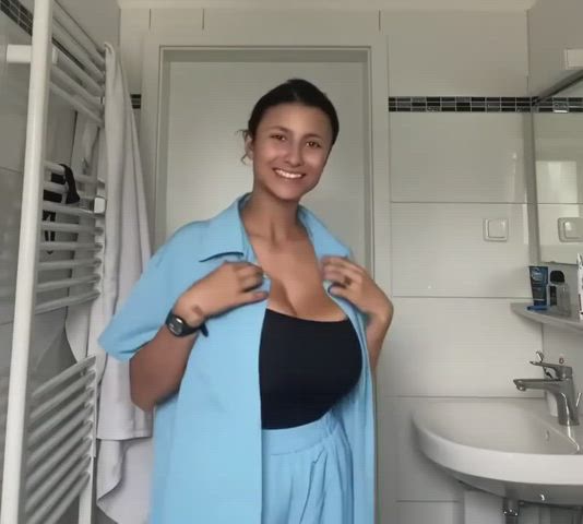 boobs tits titty fuck clip