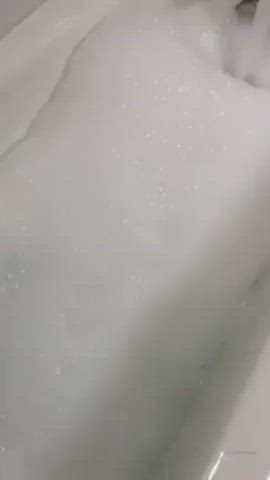 bathtub onlyfans pawg soapy clip