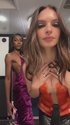 Big Tits Dress Emily Ratajkowski Model clip