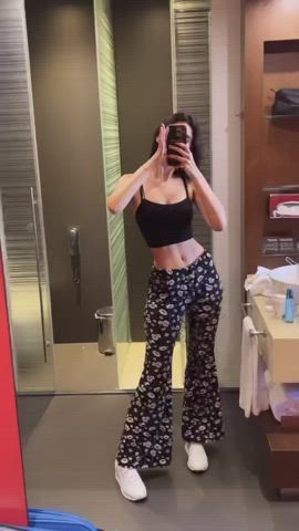Ass Brunette Mirror clip