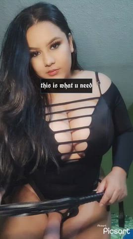 A powerful and beautiful woman only needs an obedient bitch to entertain herself.