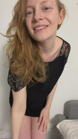 Trying to win you over with my red hair, French accent and surprise tits :D