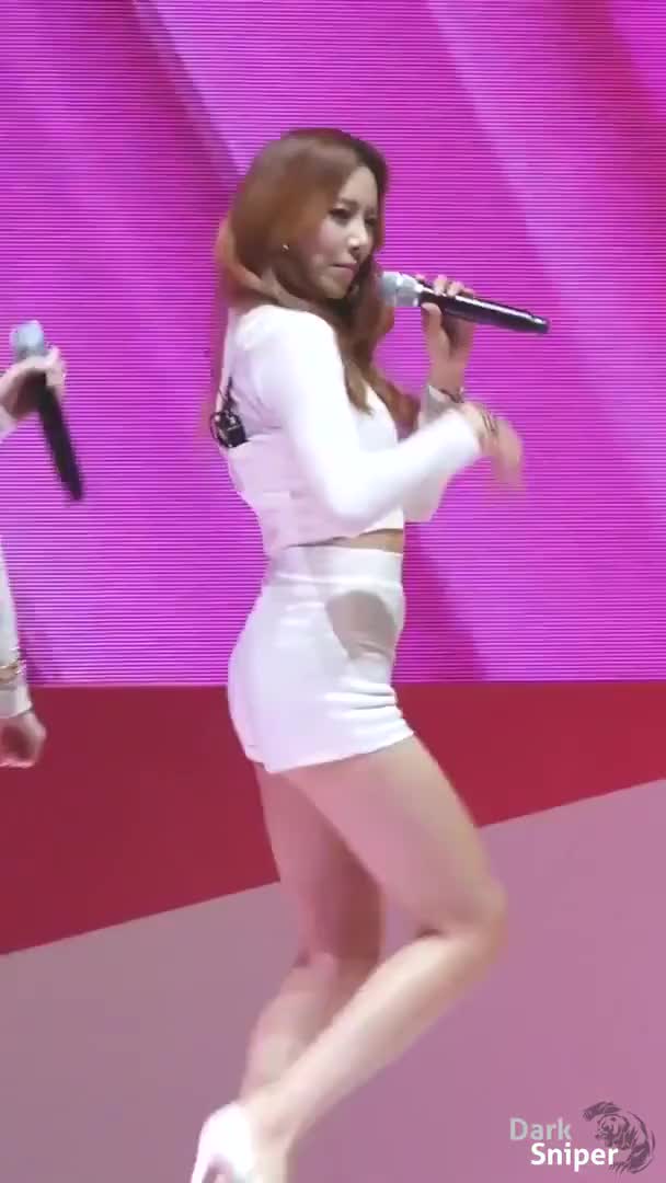 Uji