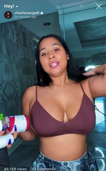 Boobs Bouncing Tits Celebrity Thick clip