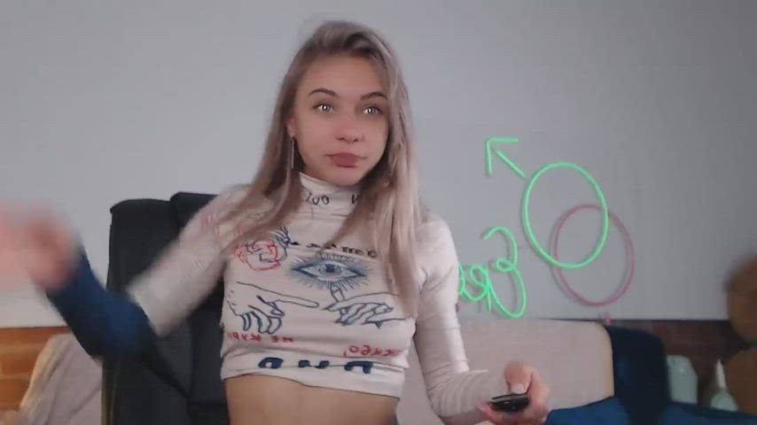 Blonde Cute Flashing Webcam clip